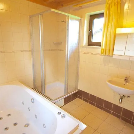 Le Heron Holiday home Xhoffraix